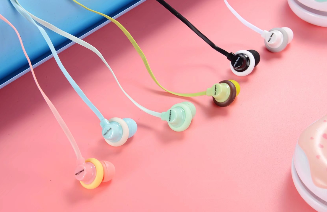 Earphone Lovely Me Q17