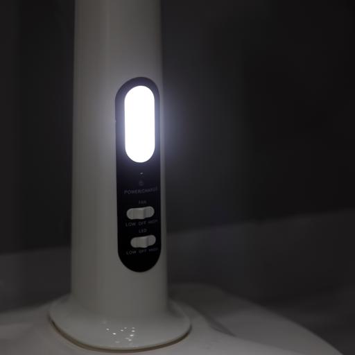 18" Rechargeable  Fan CEAN ISOLAR